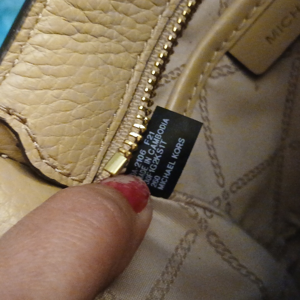 Michael Kors Kris Small Color Block Pebbled Leather Satchel - Picture 14 of 17
